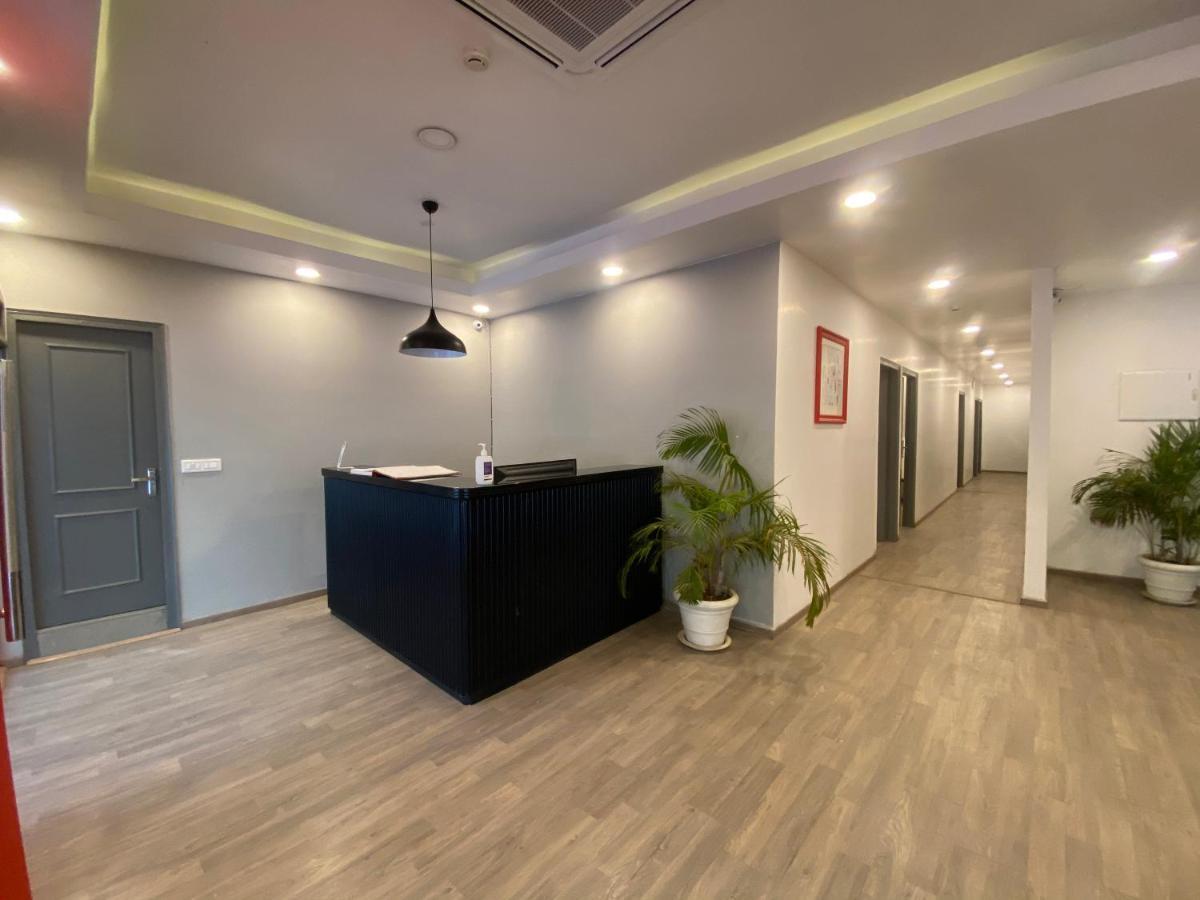 Hotel Admire Inn "Near Atal Chowk, Sector 15, Vasundhara" 加济阿巴德 外观 照片