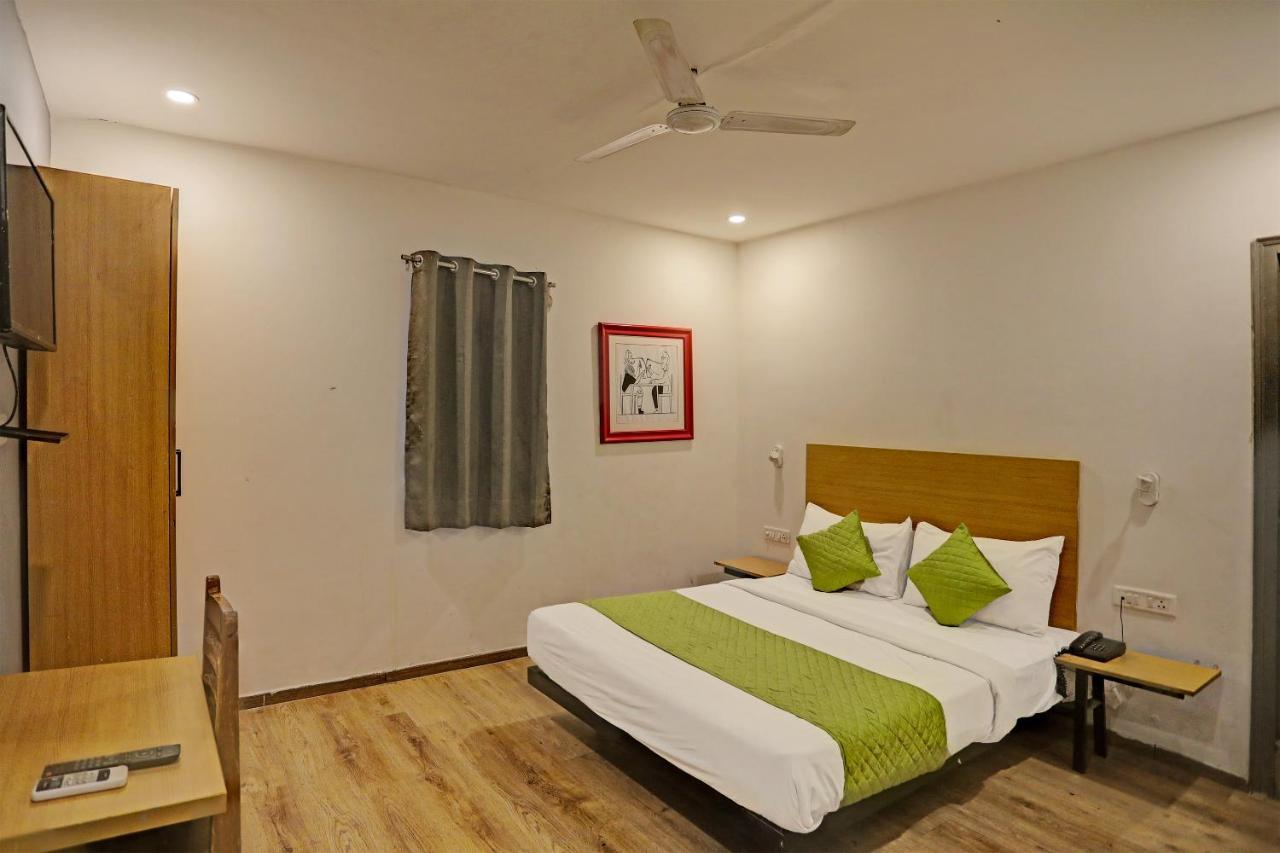 Hotel Admire Inn "Near Atal Chowk, Sector 15, Vasundhara" 加济阿巴德 外观 照片
